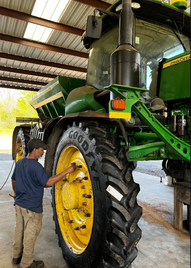 Agricultural & Equipment Tires